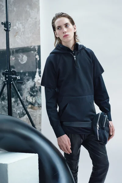 Look 11